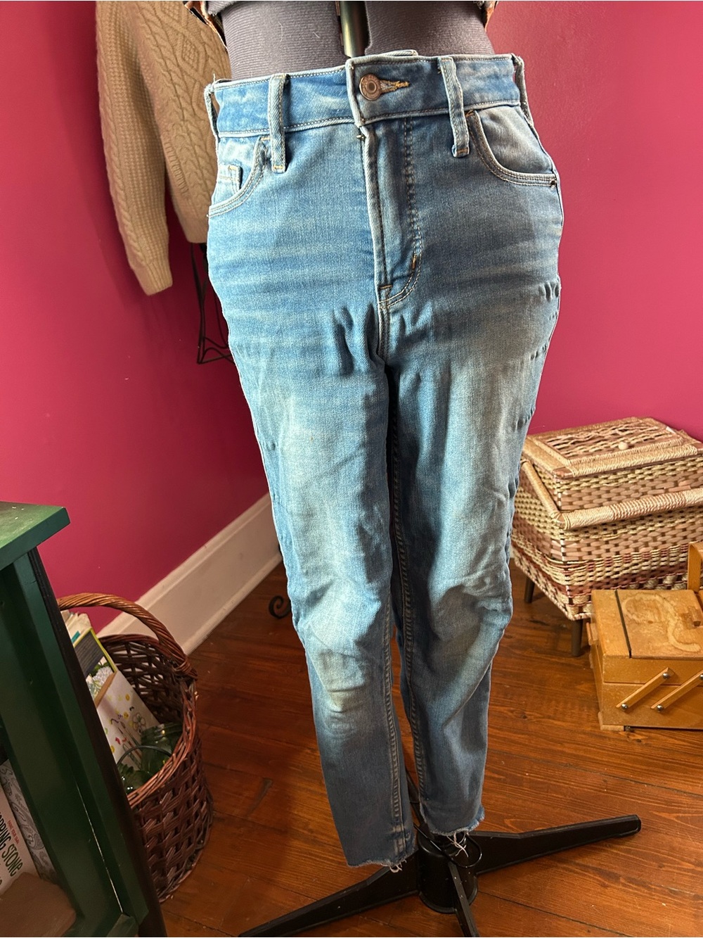 Old Navy Light Blue Straight Leg Women's Jeans